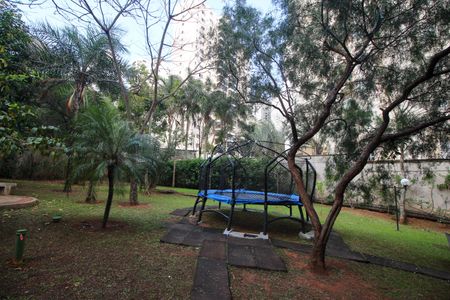 Apartamento para alugar com 145m², 3 quartos e 3 vagasÁrea comum - Playground