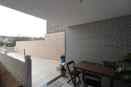 Casa à venda com 360m², 3 quartos e 2 vagasÁrea de Serviço