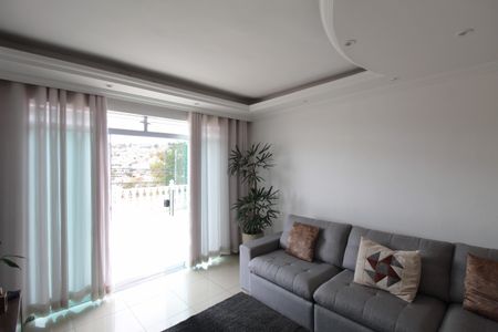 Sala de casa à venda com 3 quartos, 360m² em Manacás, Belo Horizonte