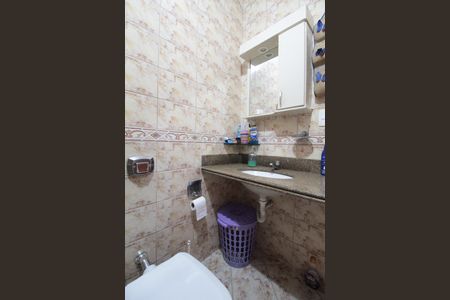 Casa à venda com 360m², 3 quartos e 2 vagasBanheiro Social