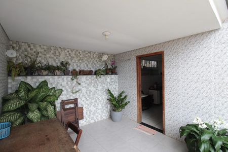 Casa à venda com 360m², 3 quartos e 2 vagasÁrea de Serviço