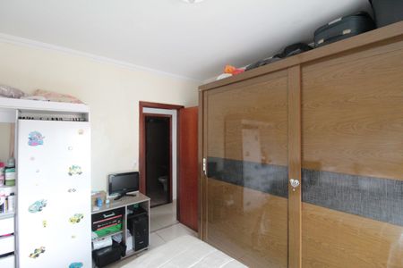 Casa à venda com 360m², 3 quartos e 2 vagasQuarto 2