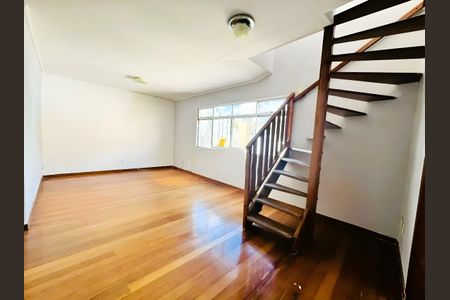 Sala de apartamento para alugar com 3 quartos, 180m² em Buritis, Belo Horizonte