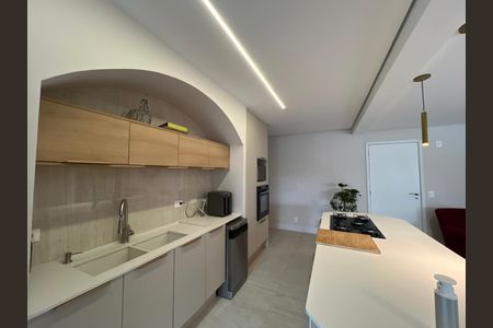 Cozinha de apartamento à venda com 2 quartos, 130m² em Brooklin, São Paulo