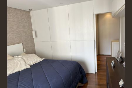 Apartamento à venda com 232m², 3 quartos e 3 vagasQuarto