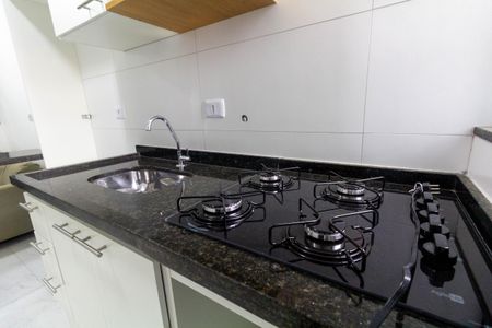 Sala/Cozinha de apartamento para alugar com 2 quartos, 33m² em Vila Carrão, São Paulo