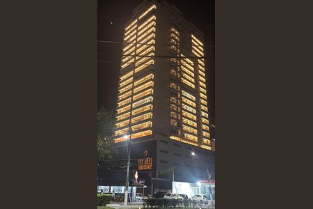 Apartamento para alugar com 4 quartos, 228m² em Canto do Forte, Praia Grande