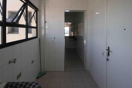 Apartamento à venda com 70m², 2 quartos e 1 vagaÁrea de Serviço