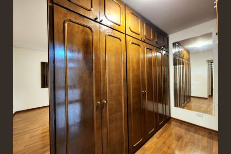 Apartamento para alugar com 242m², 3 quartos e 4 vagasCloset da suíte 3