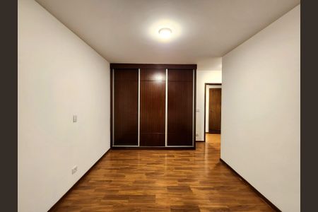 Apartamento para alugar com 242m², 3 quartos e 4 vagasSuíte 1