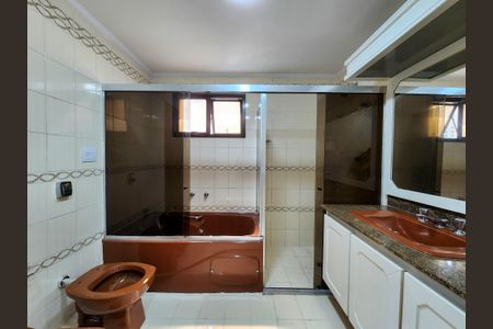 Apartamento para alugar com 242m², 3 quartos e 4 vagasBanheiro da Suíte 3