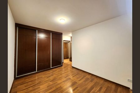 Apartamento para alugar com 242m², 3 quartos e 4 vagasSuíte 1