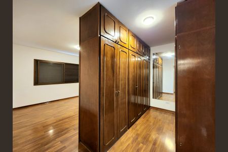 Apartamento para alugar com 242m², 3 quartos e 4 vagasSuíte 3