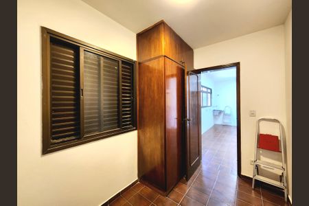 Apartamento para alugar com 242m², 3 quartos e 4 vagasQuarto de Serviço