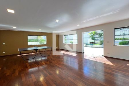 Apartamento para alugar com 242m², 3 quartos e 4 vagasÁrea comum - Salão de festas