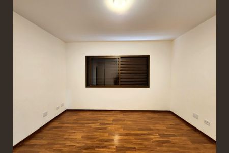 Apartamento para alugar com 242m², 3 quartos e 4 vagasSuíte 3