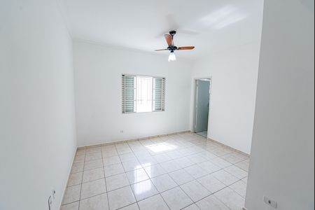 Casa para alugar com 115m², 3 quartos e 2 vagas Casa para alugar com 115m², 3 quartos e 2 vagasSuíte