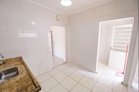 Casa para alugar com 115m², 3 quartos e 2 vagas Casa para alugar com 115m², 3 quartos e 2 vagasCozinha