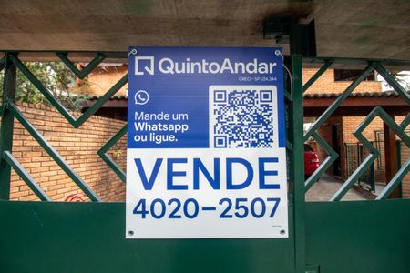 Casa à venda com 800m², 4 quartos e 6 vagasPlaca