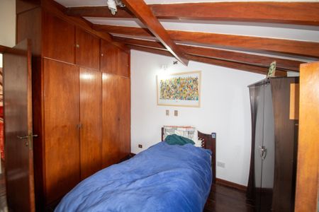 Casa à venda com 800m², 4 quartos e 6 vagasQuarto 2