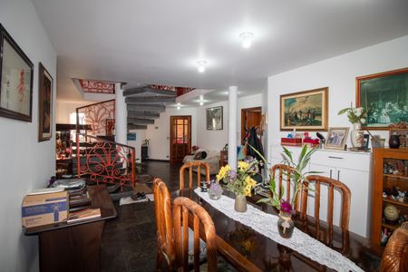 Casa à venda com 800m², 4 quartos e 6 vagasSala de Jantar