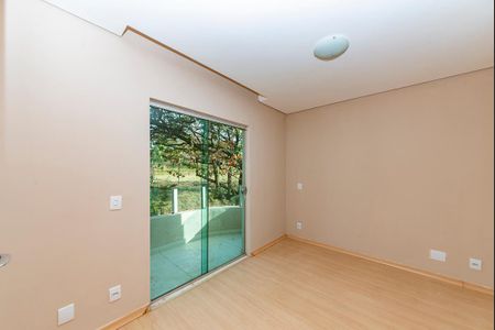 Apartamento à venda com 200m², 3 quartos e 1 vaga Apartamento à venda com 200m², 3 quartos e 1 vagaSuíte