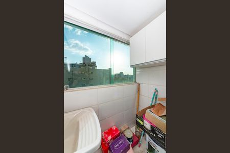 Apartamento à venda com 200m², 3 quartos e 1 vaga Apartamento à venda com 200m², 3 quartos e 1 vagaÁrea de Serviço