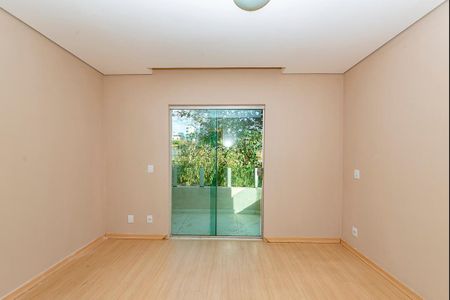 Apartamento à venda com 200m², 3 quartos e 1 vaga Apartamento à venda com 200m², 3 quartos e 1 vagaSuíte