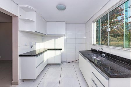 Apartamento à venda com 200m², 3 quartos e 1 vaga Apartamento à venda com 200m², 3 quartos e 1 vagaCozinha
