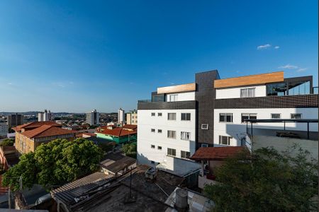 Apartamento à venda com 200m², 3 quartos e 1 vaga Apartamento à venda com 200m², 3 quartos e 1 vagaSala 1 vista
