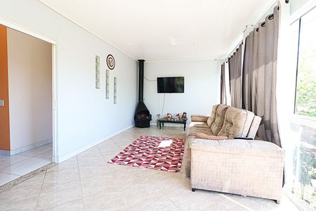 Casa para alugar com 200m², 4 quartos e 6 vagasSala 2