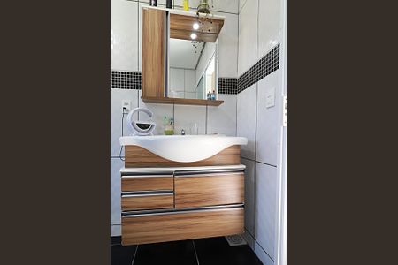 Casa para alugar com 200m², 4 quartos e 6 vagasBanheiro da Suíte 3