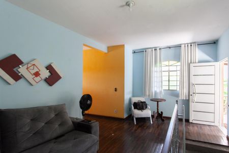 Sala 1Sala 1 de casa para alugar com 4 quartos, 360m² em Itatiaia, Belo Horizonte
