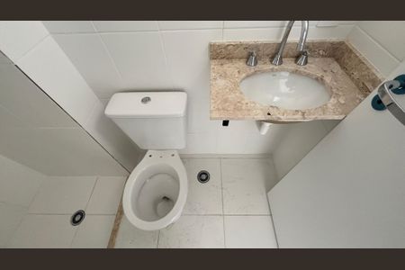 Apartamento à venda com 57m², 2 quartos e 1 vagaBanheiro da Suíte