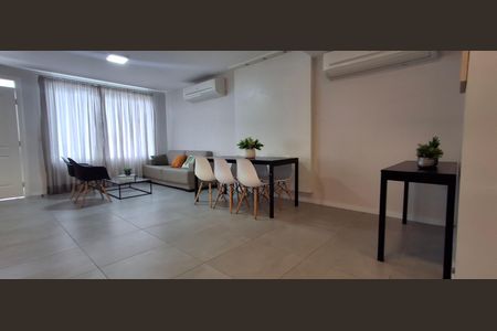 Apartamento para alugar com 74m², 3 quartos e sem vagaÁrea comum - Salão de festas