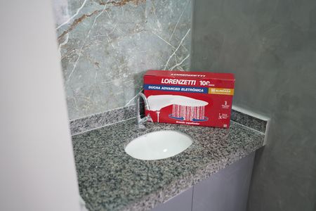 Banheiro de apartamento para alugar com 2 quartos, 37m² em Mooca, São Paulo