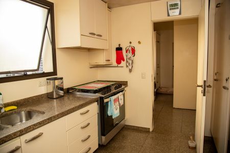 Apartamento à venda com 460m², 4 quartos e 5 vagasÁrea de Serviço