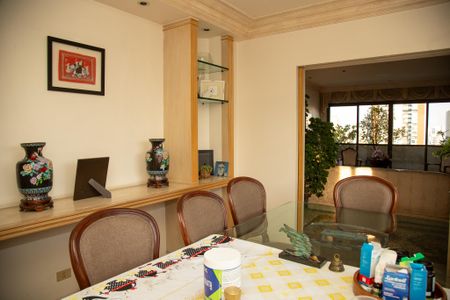 Apartamento à venda com 460m², 4 quartos e 5 vagasCozinha