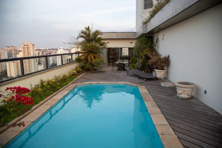 Apartamento à venda com 460m², 4 quartos e 5 vagasÁrea comum - Piscina