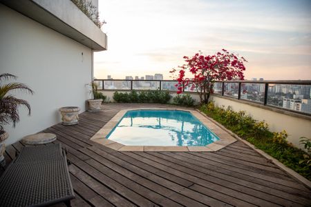 Apartamento à venda com 460m², 4 quartos e 5 vagasPiscina