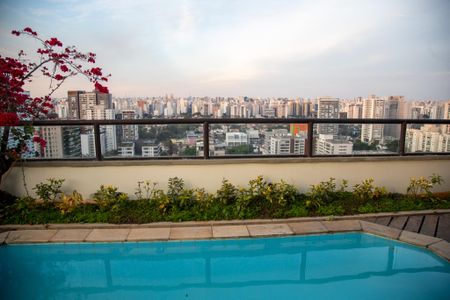 Apartamento à venda com 460m², 4 quartos e 5 vagasPiscina