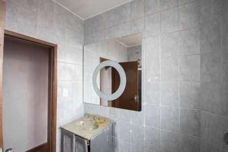 Casa à venda com 199m², 3 quartos e 3 vagas Casa à venda com 199m², 3 quartos e 3 vagasBanheiro