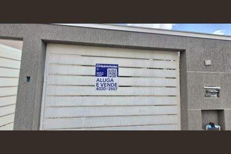 Casa à venda com 320m², 3 quartos e 4 vagasFachada