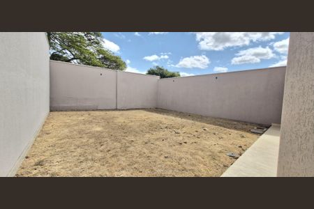 Casa à venda com 320m², 3 quartos e 4 vagasQuintal