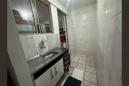 Casa à venda com 90m², 2 quartos e 1 vaga Casa à venda com 90m², 2 quartos e 1 vagaCozinha e Área de Serviço