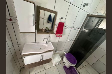 Casa à venda com 90m², 2 quartos e 1 vaga Casa à venda com 90m², 2 quartos e 1 vagaBanheiro