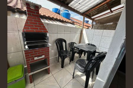 Casa à venda com 90m², 2 quartos e 1 vaga Casa à venda com 90m², 2 quartos e 1 vagaChurrasqueira