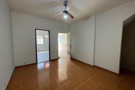 Sala de casa para alugar com 1 quarto, 60m² em Parque Pauliceia, Duque de Caxias