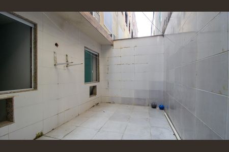 Apartamento para alugar com 90m², 3 quartos e sem vaga Apartamento para alugar com 90m², 3 quartos e sem vagaCozinha e Área de Serviço