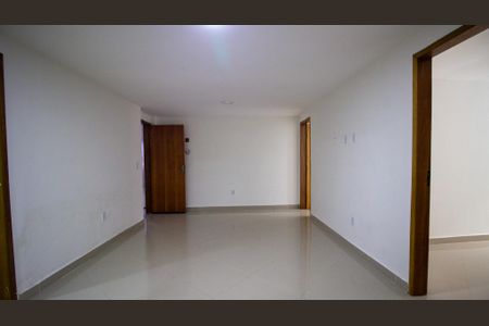 Sala de apartamento para alugar com 3 quartos, 90m² em Recreio dos Bandeirantes, Rio de Janeiro
